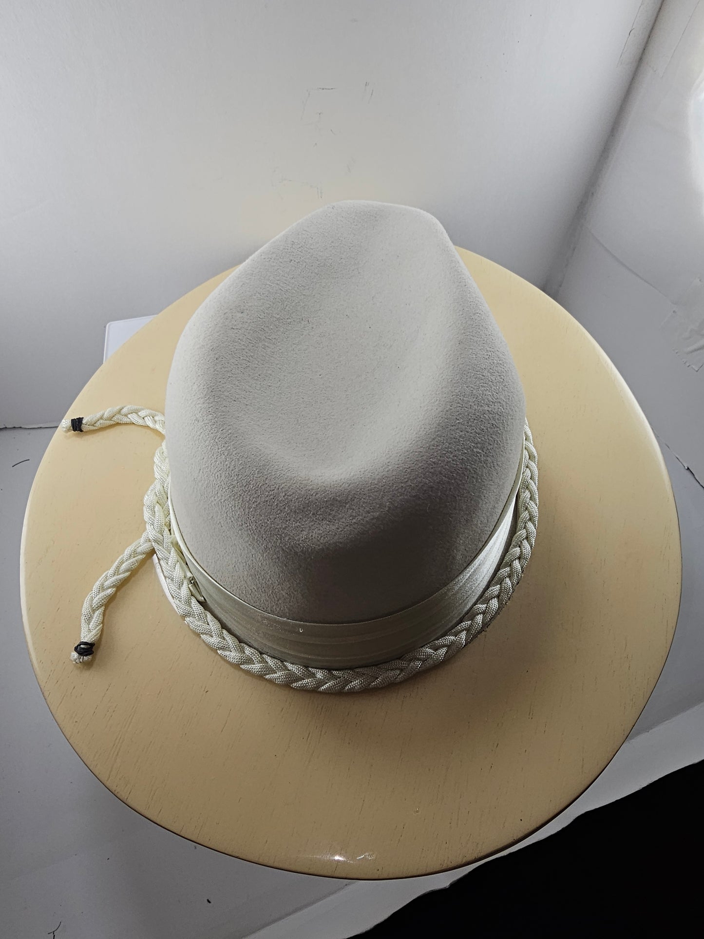 Deluxe Ivory Acrylic Wide Brim Fedora