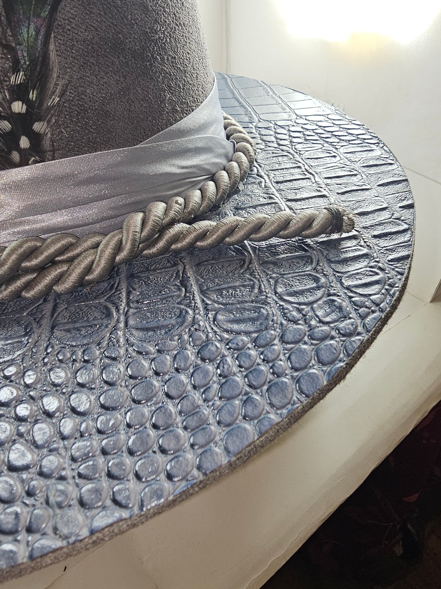 Deluxe Silver Gator back Wide Brim Fedora